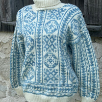 Medallion Sweater Kit