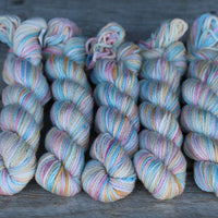 Kersti DK Variegated/skein SALE