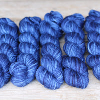 Kersti DK Solids /skein