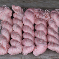 Kersti DK Solids /skein