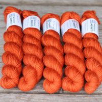 Kersti DK Solids /skein
