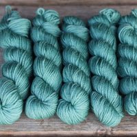 Kersti DK Solids /skein