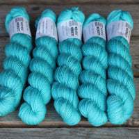 Kersti DK Solids /skein
