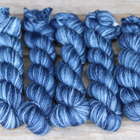 Kersti DK Solids /skein