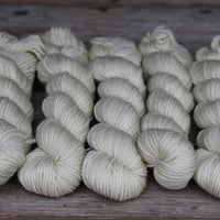Kersti DK Solids /skein