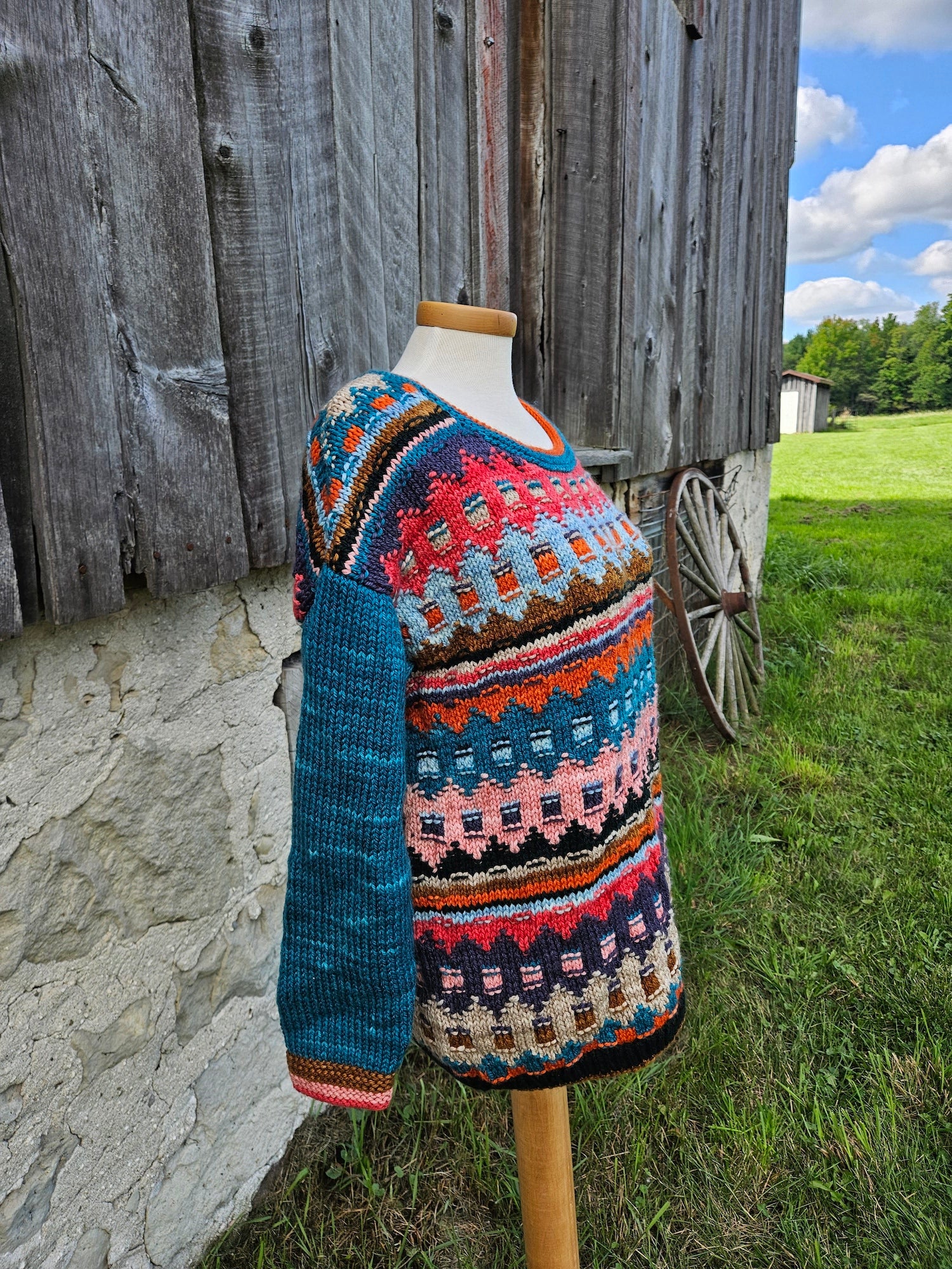 Rowhouses Pullover Pattern