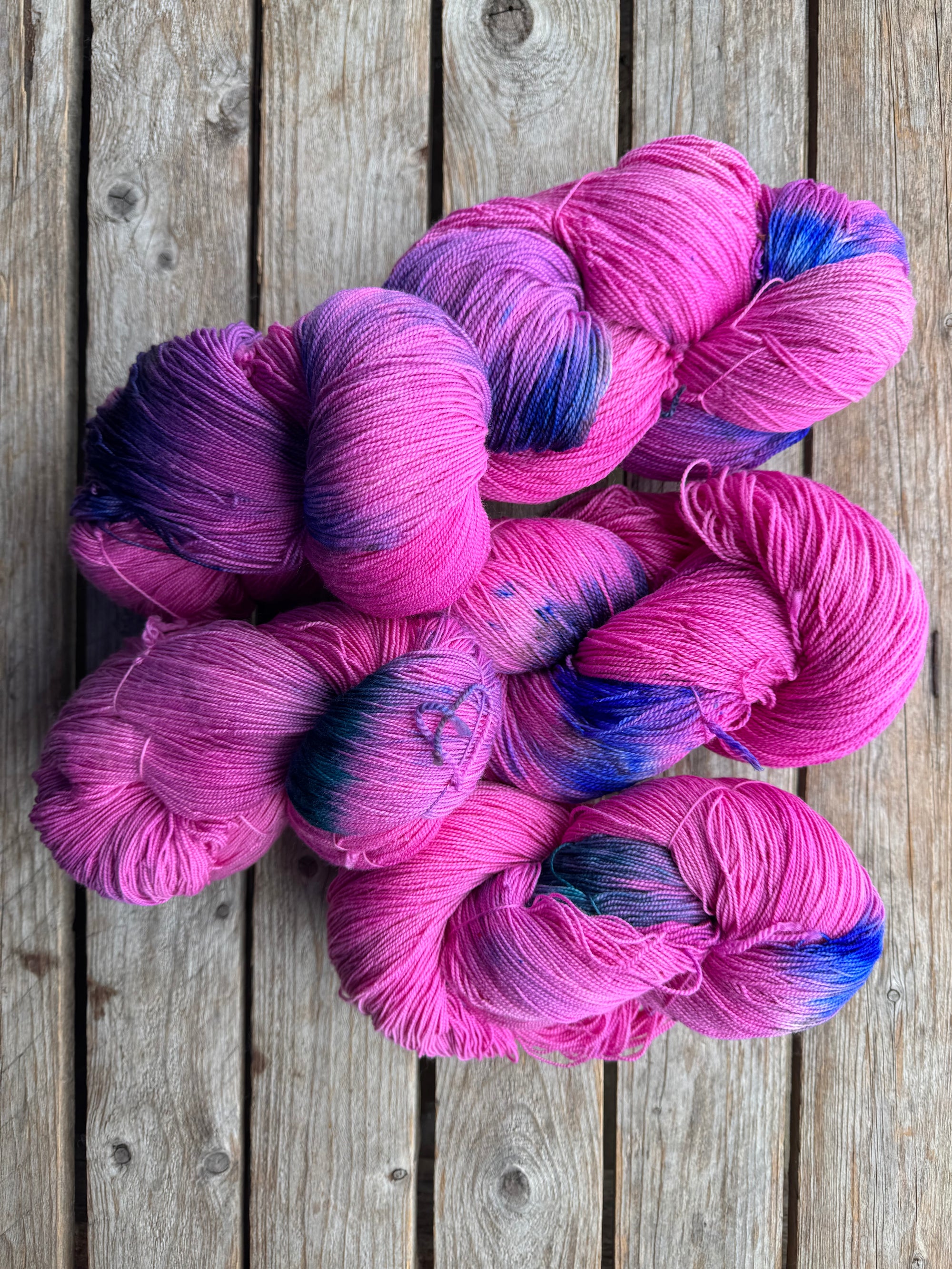 Hefty Hanks - Fingering Weight - 1000yds