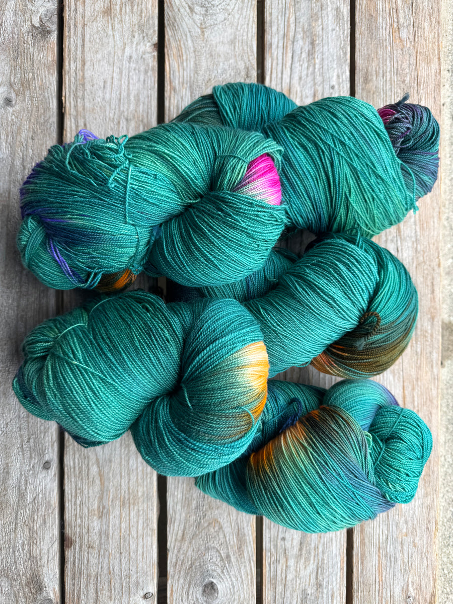 Hefty Hanks - Fingering Weight - 1000yds