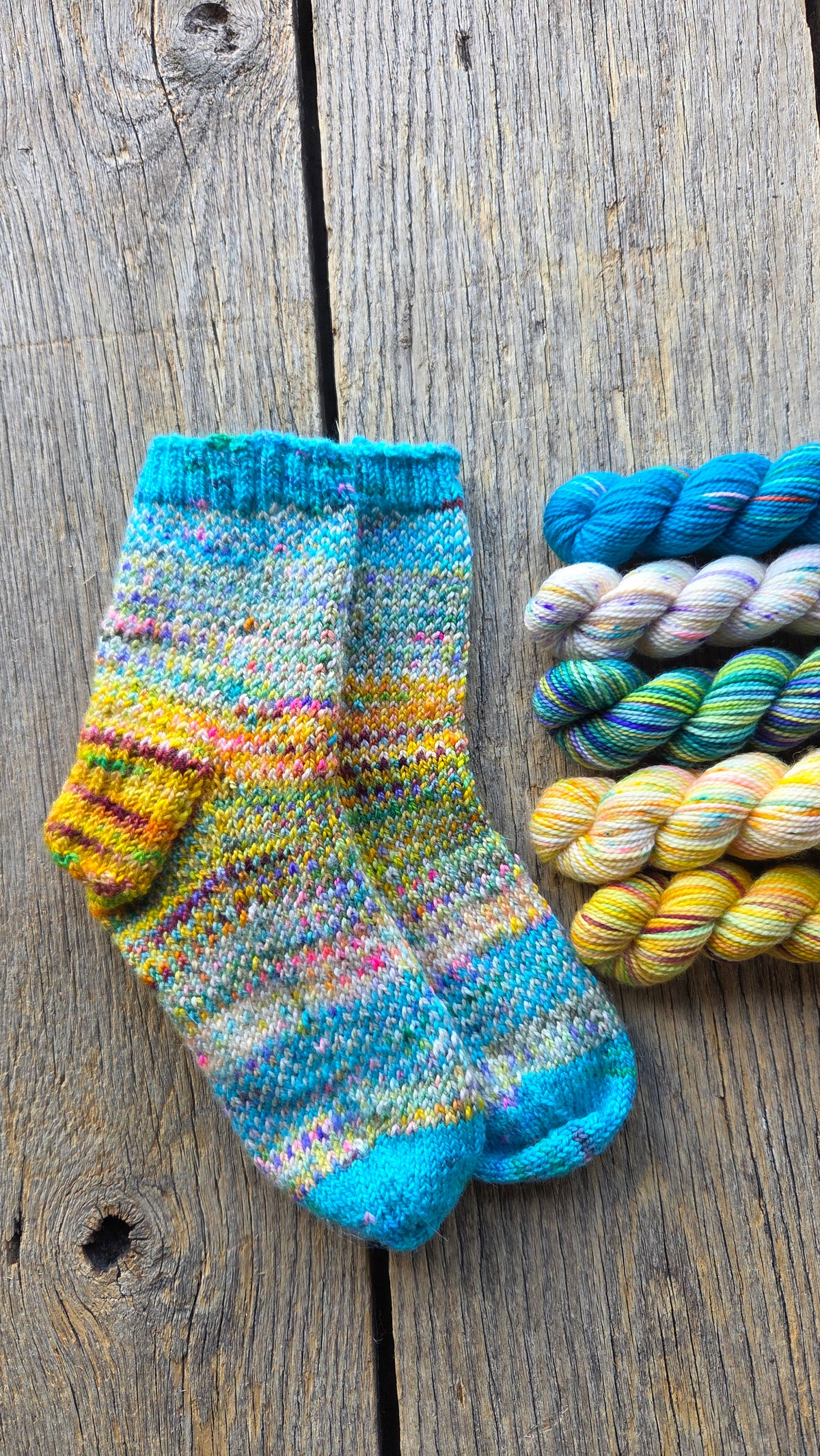 Sun Spots Socks - PDF Pattern