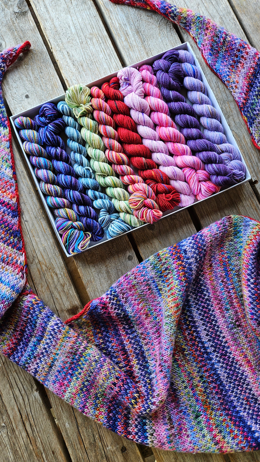 Colour Cocktail Shawl PDF pattern â Koigu Canada Studio