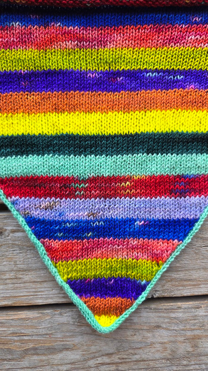 World Cup Colourflow Kerchief - PDF Pattern