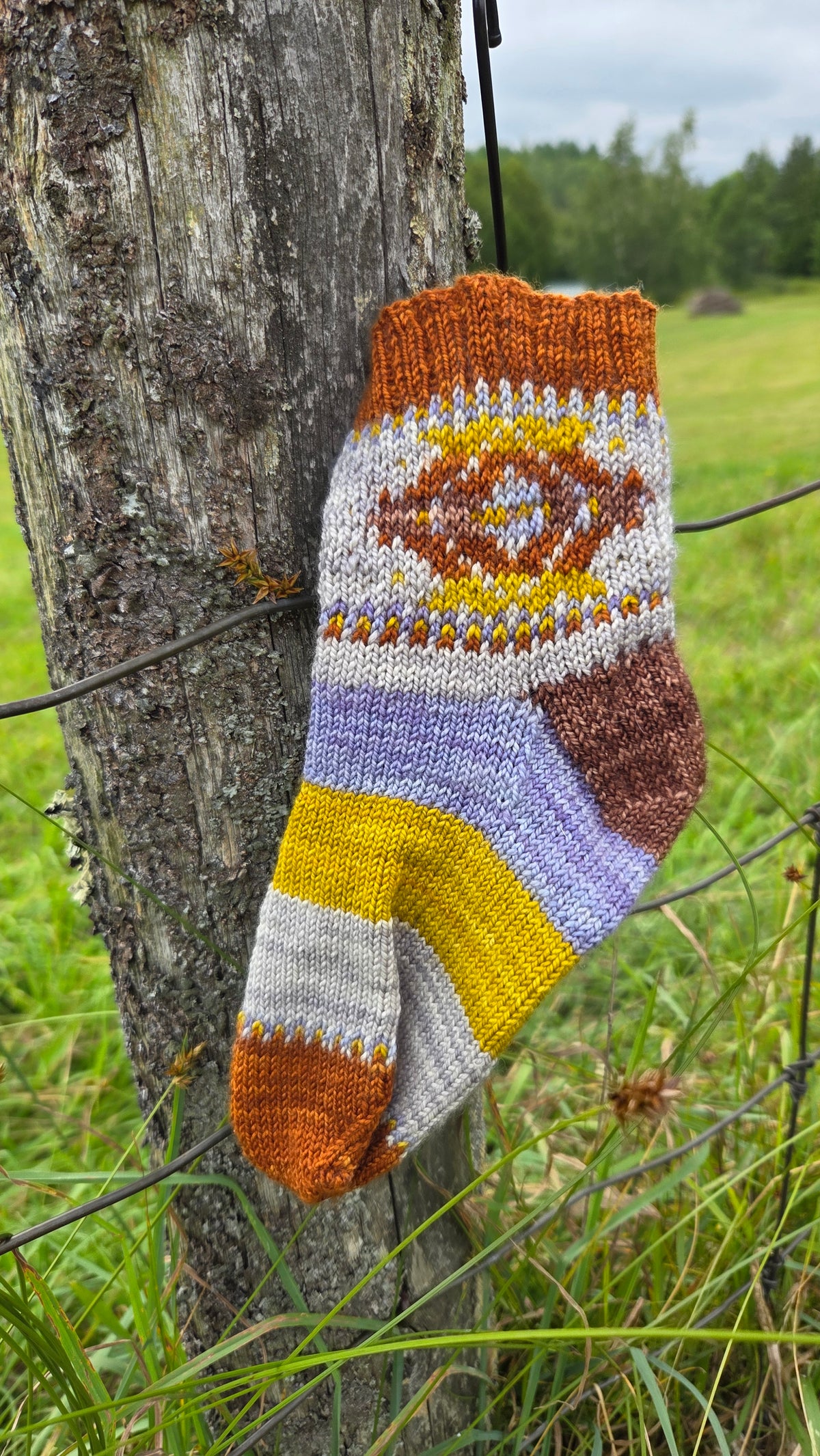 Paint Can Socks - E-book (PDF ONLY)