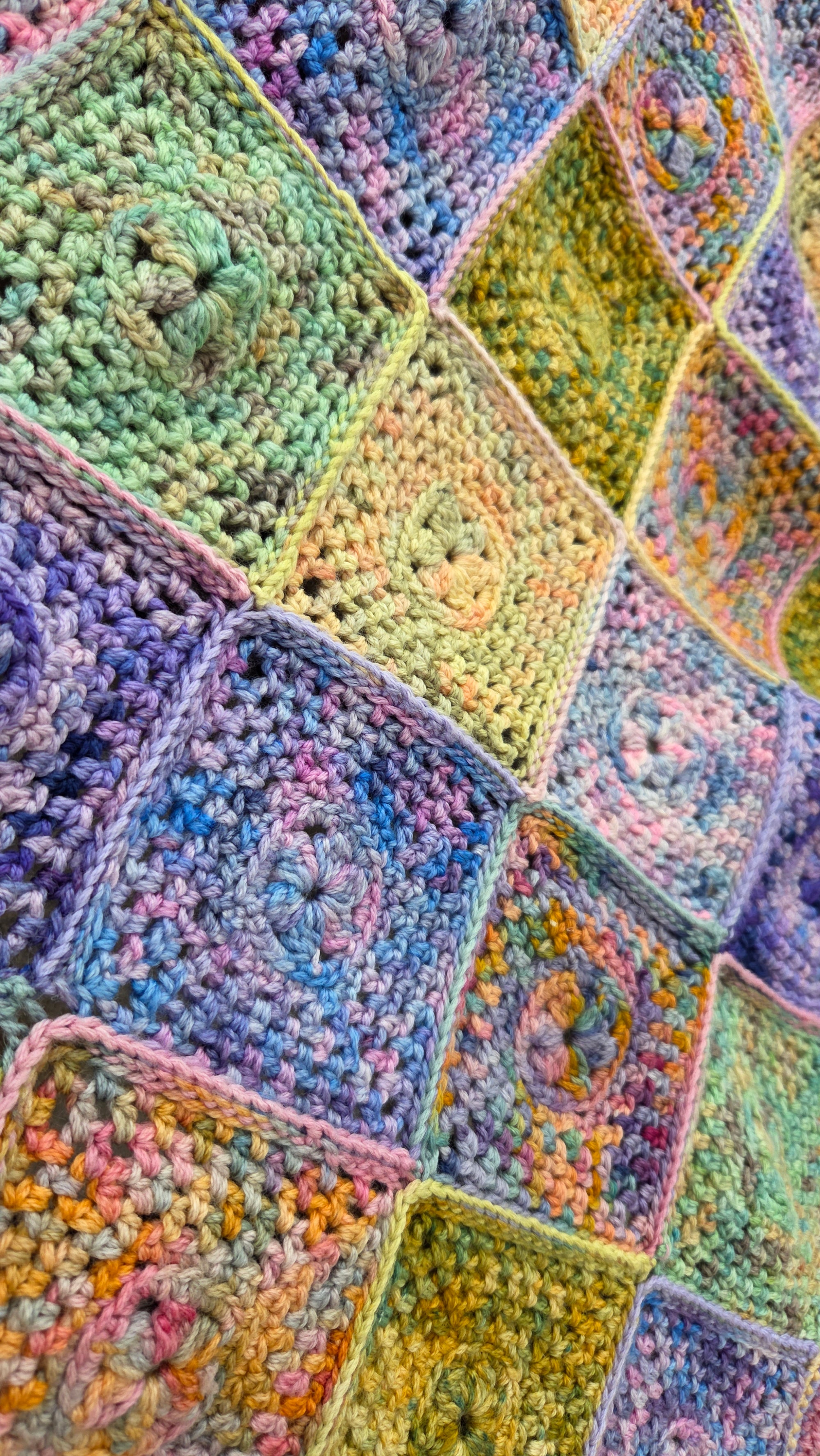 Koigu Square Medallion Blanket pdf pattern (crochet)