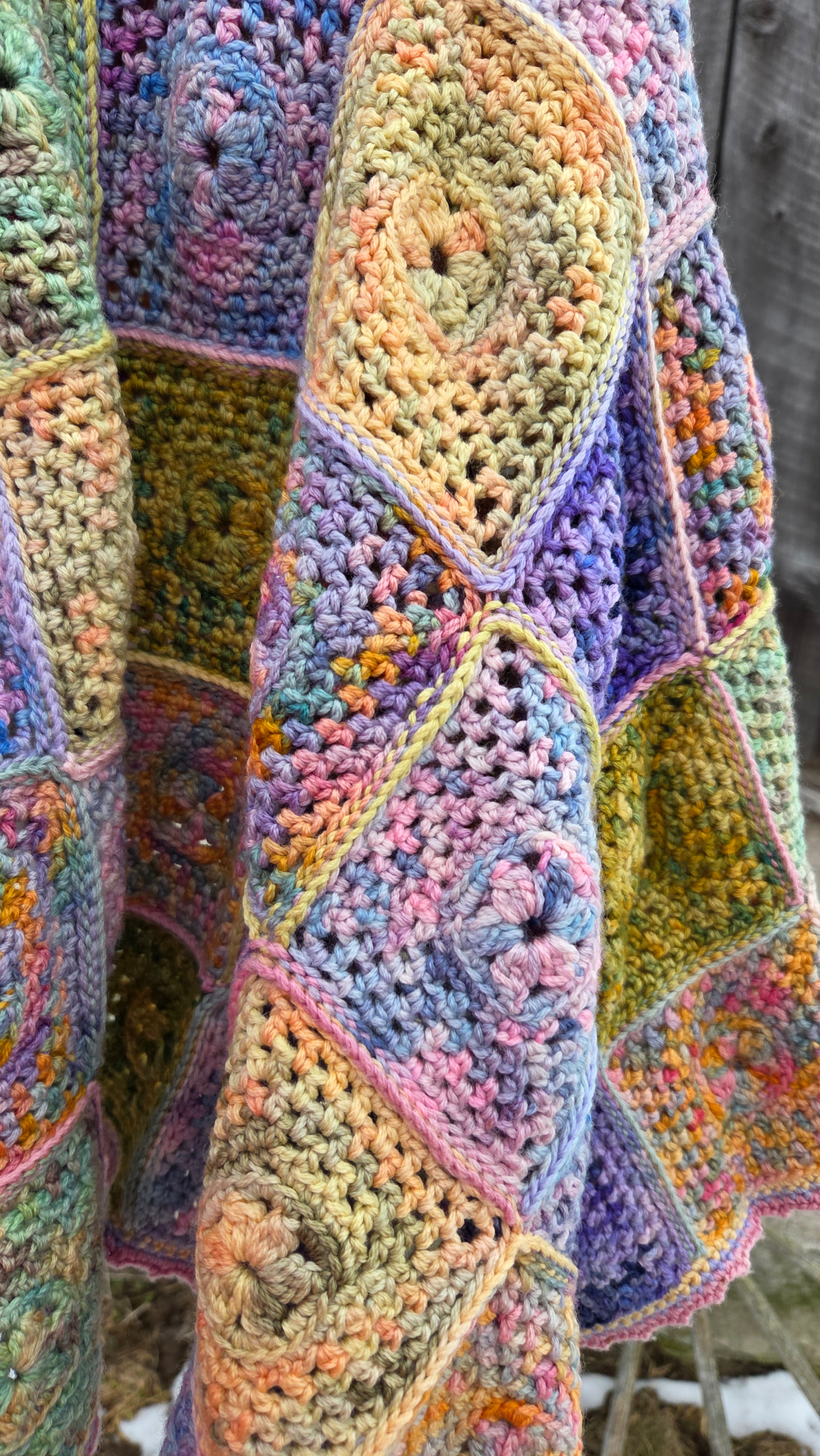 Koigu Square Medallion Blanket pdf pattern (crochet)