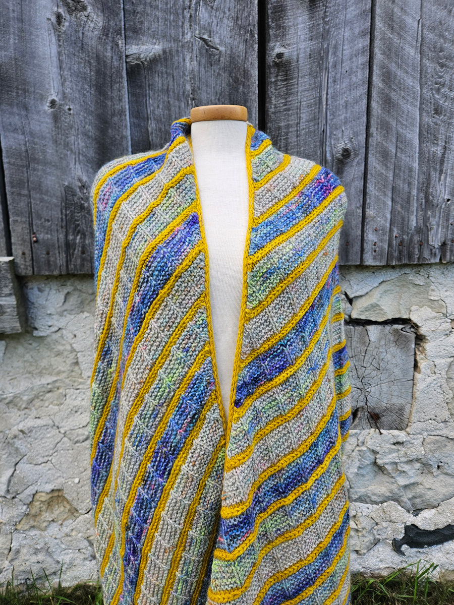 Suvihari Shawl Kit