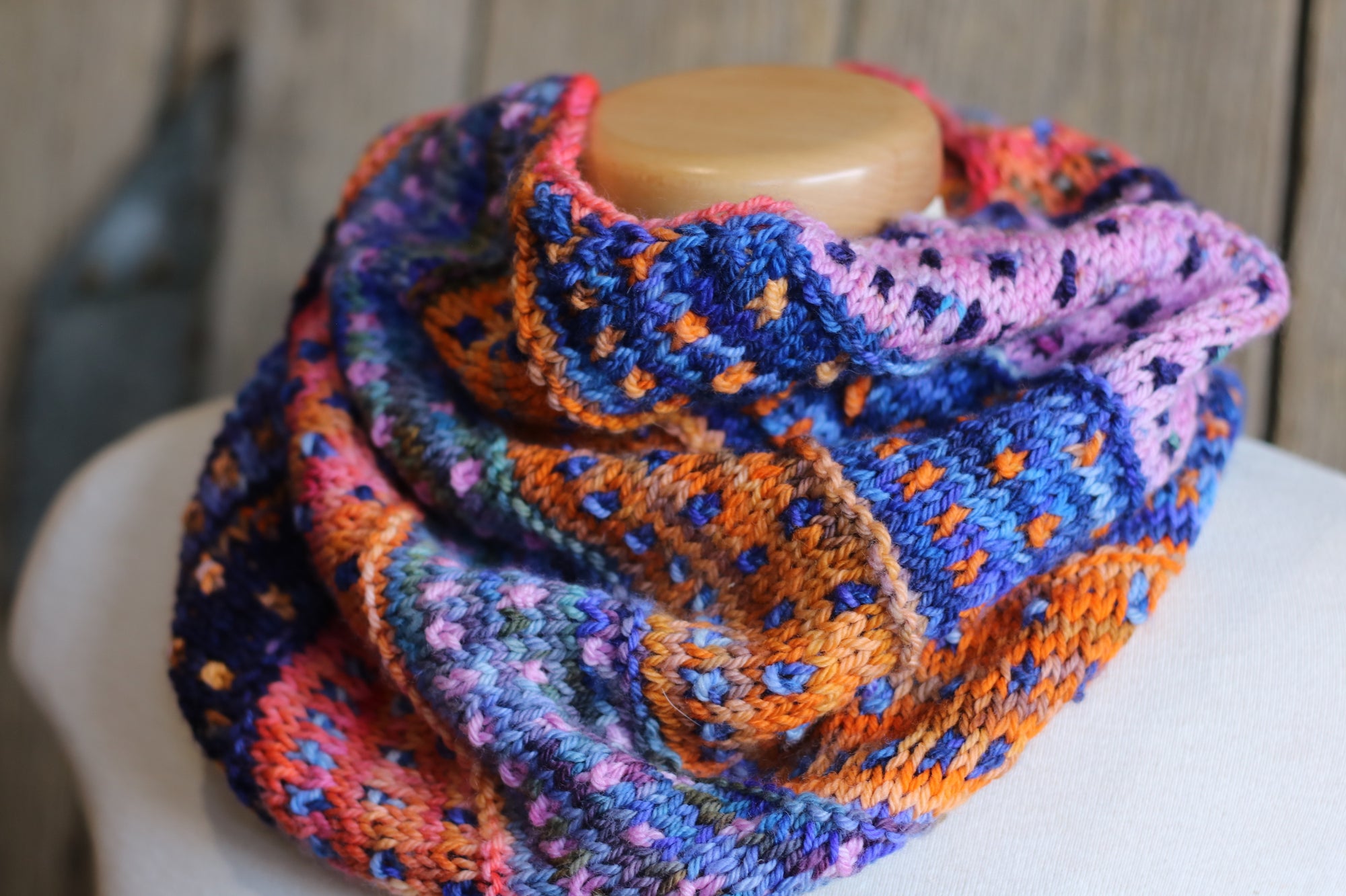 ColorDust Cowl pattern download