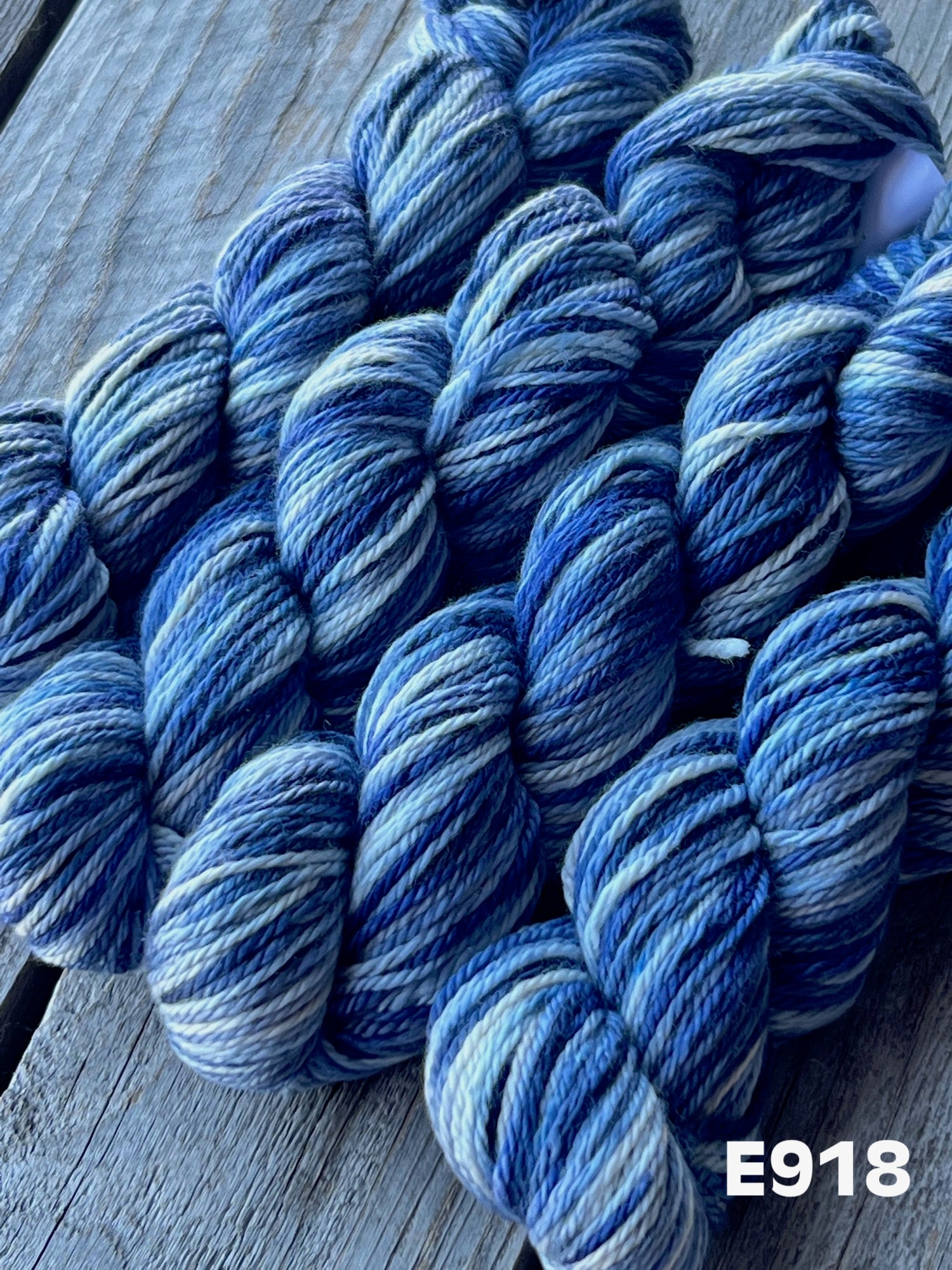 Emmi (DK 25% Cashmere, 75% Merino) – Koigu Canada Studio