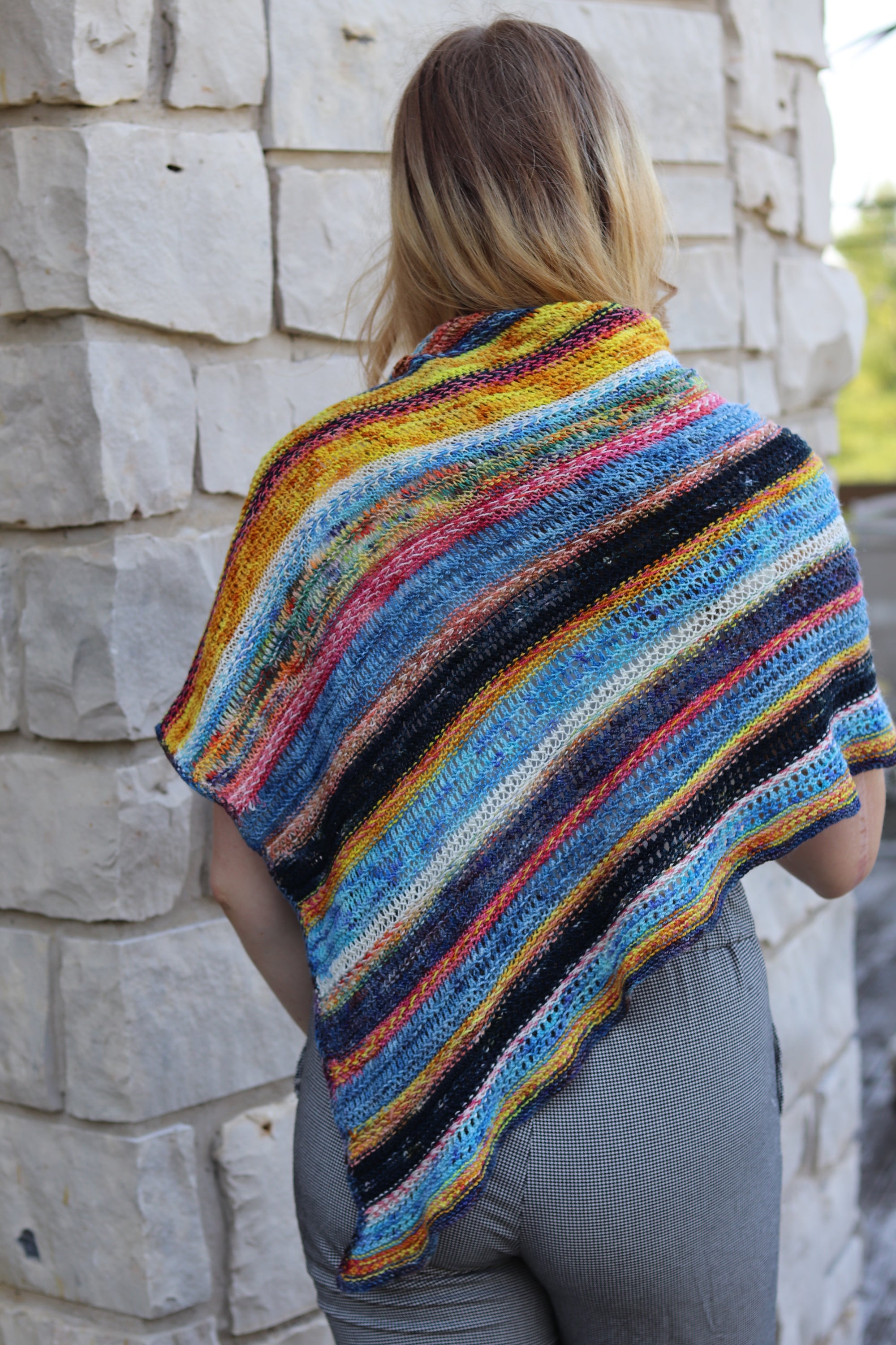 Muhu  Shawl - download pattern