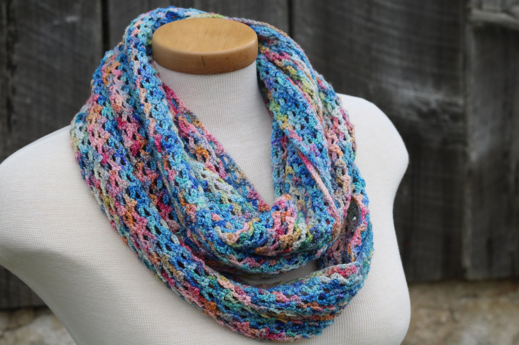 Crochet Spring Cowl - Download