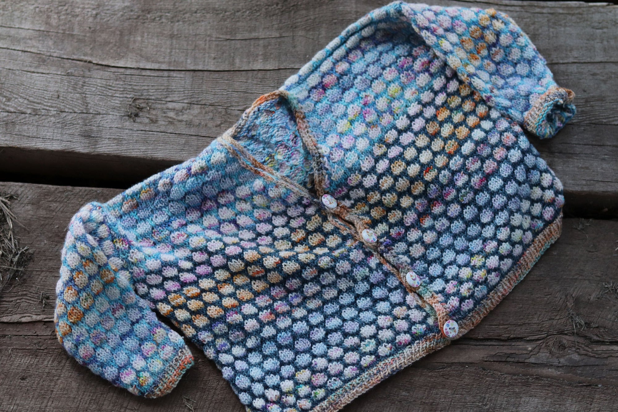 BABY BUBBLE CARDIGAN by Elke Schroeder